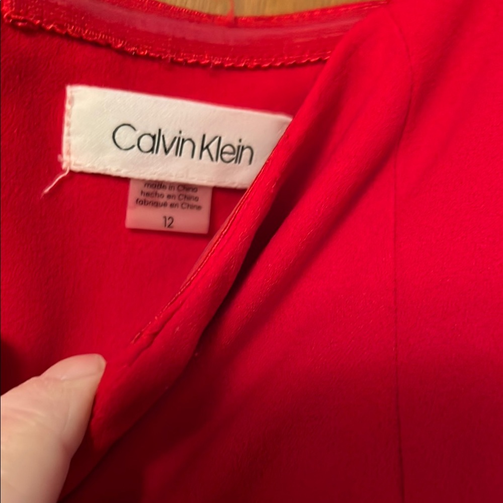 Calvin Klein Elegant Red Off-Shoulder Dress - Picture 2 of 4